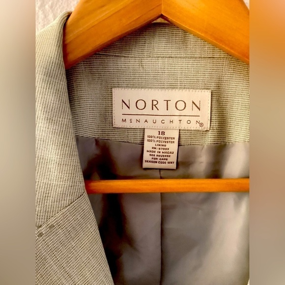 Norton McNaughton 2 Button Blazer Leaf Green size 18 - Picture 2 of 5